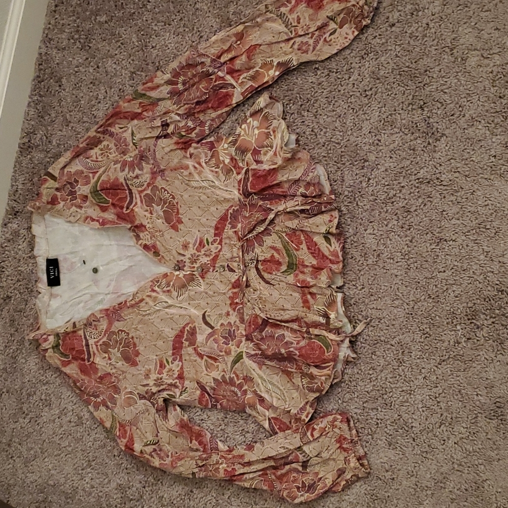 VICI blouse size small